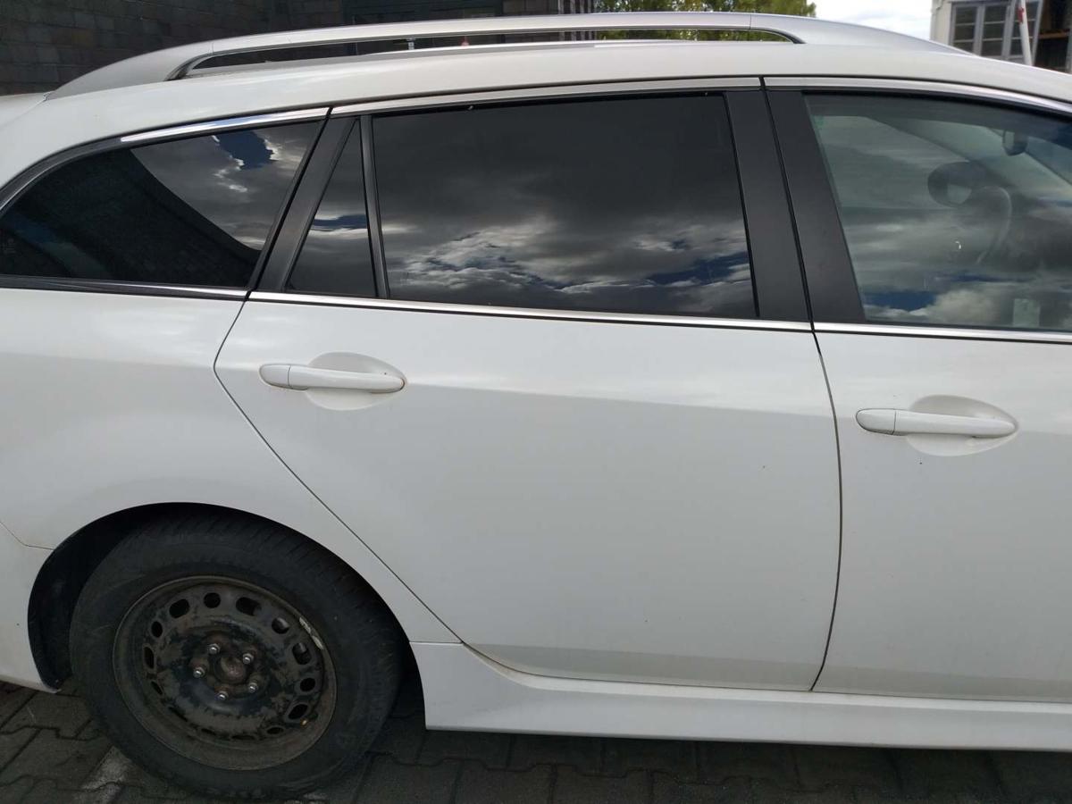 Mazda 6 GH original Tür hinten rechts Weiß Kombi Rohbau Bj.2009